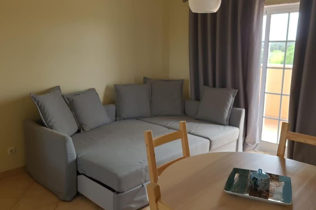 Stela ' S Guest House 楼尔 外观 照片